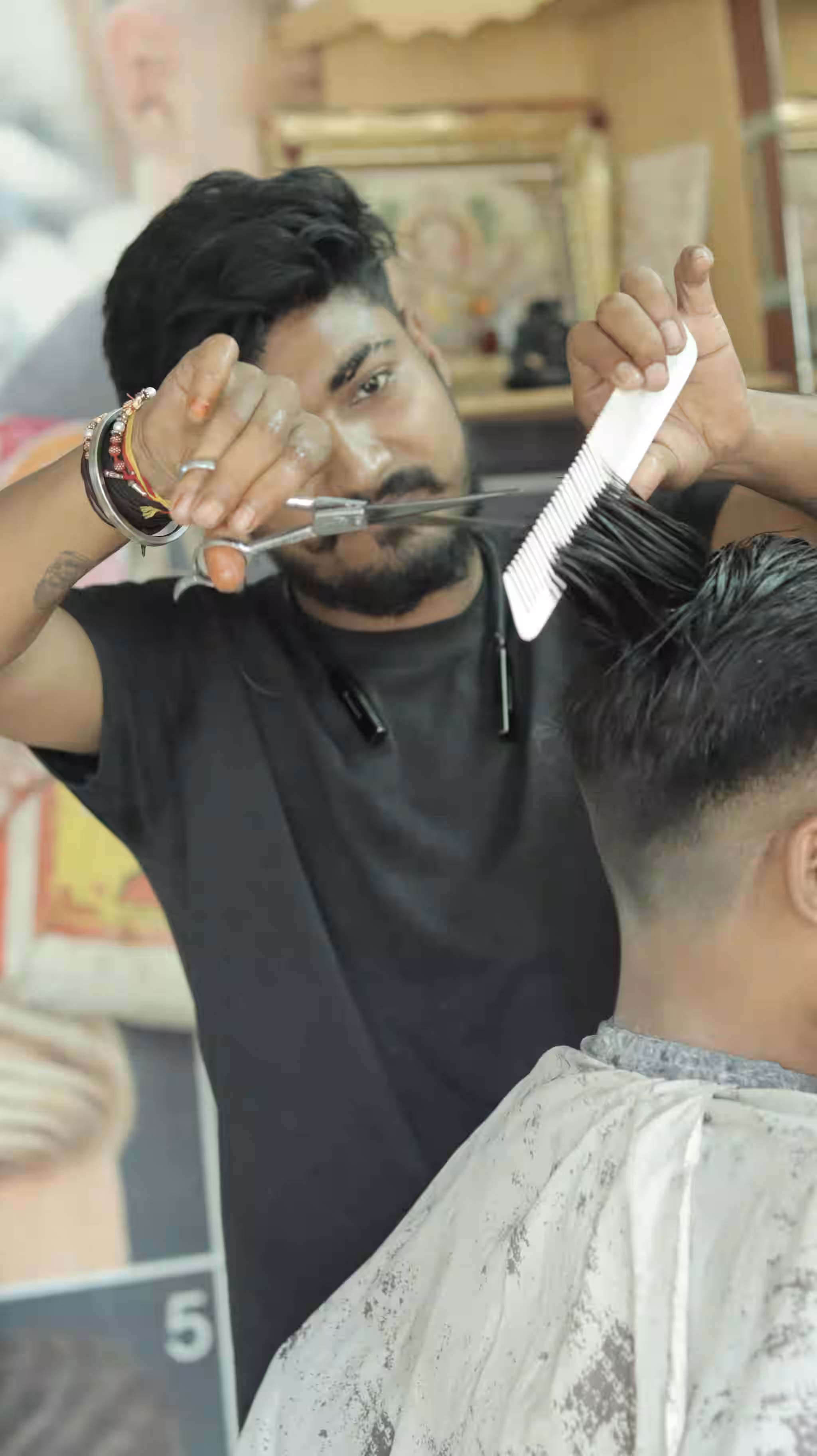 durgesh-hair-cutting-chhatarpur-ho-chhatarpur-salons-978l6vgd2q.avif